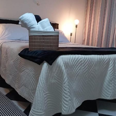 Zawaiaroom Lagos Bagian luar foto