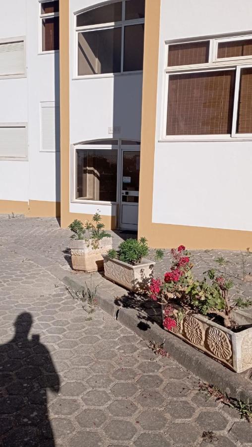 Zawaiaroom Lagos Bagian luar foto